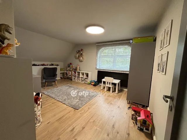 Eladó ház Eger 220 nm