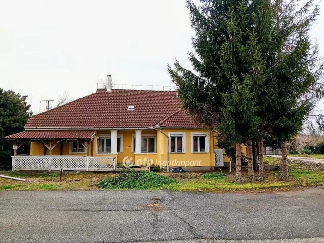 Eladó ház Nagytálya 156 nm