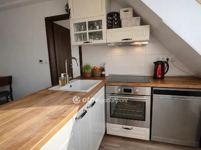 Eladó lakás Eger 102 nm