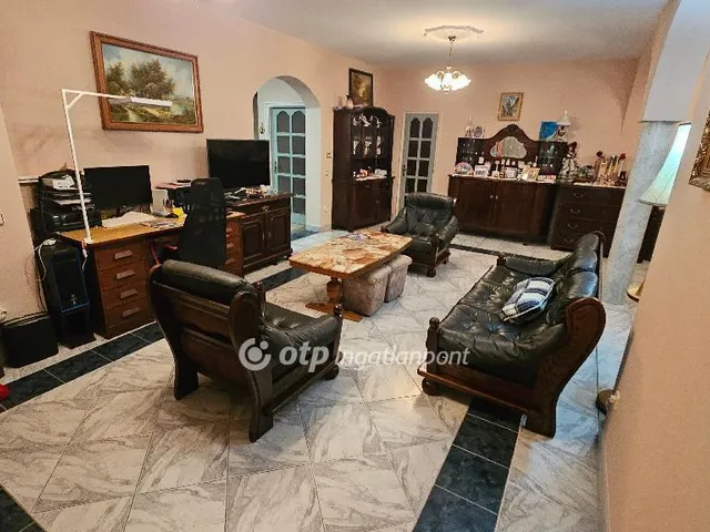 Eladó ház Eger 185 nm