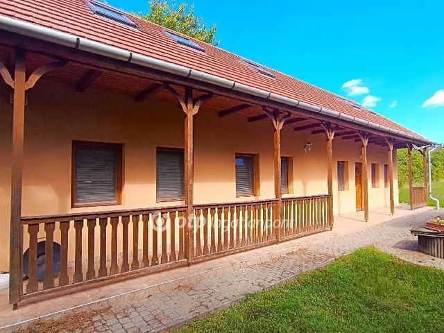 Eladó ház Egerszalók 222 nm