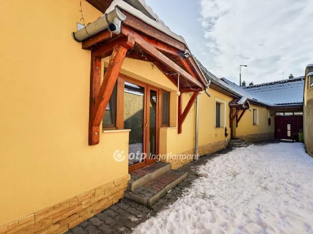 Eladó ház Eger 120 nm