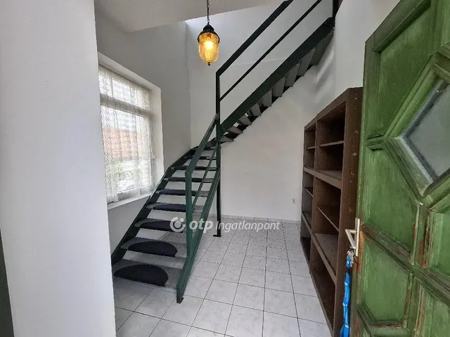 Eladó ház Eger, Hajdúhegy 378 nm