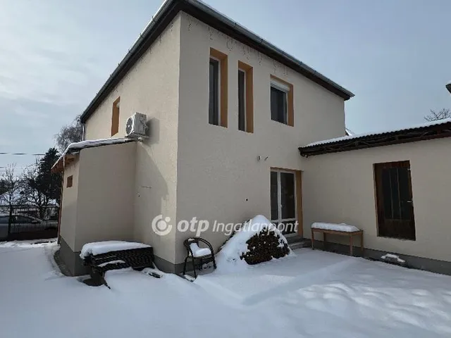 Eladó ház Ostoros 138 nm