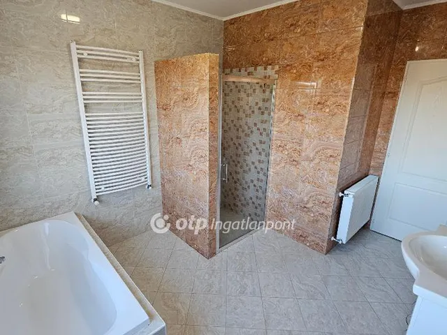 Eladó lakás Füzesabony 100 nm