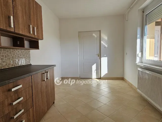 Eladó lakás Füzesabony 100 nm