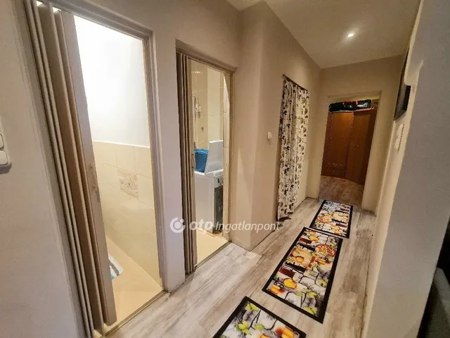 Eladó ház Maklár 162 nm