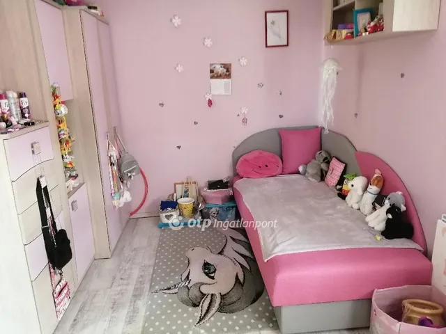 Eladó ház Gyöngyöshalász 137 nm