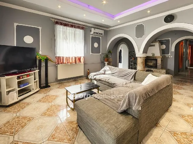 Eladó ház Kisnána 140 nm