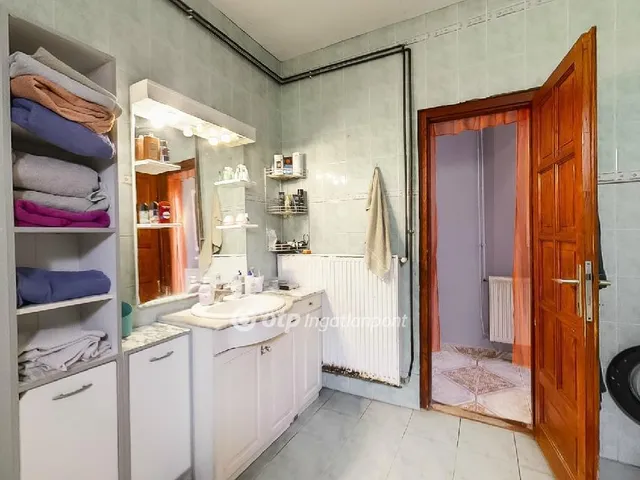 Eladó ház Kisnána 140 nm