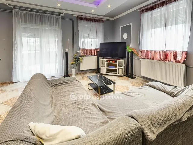 Eladó ház Kisnána 140 nm