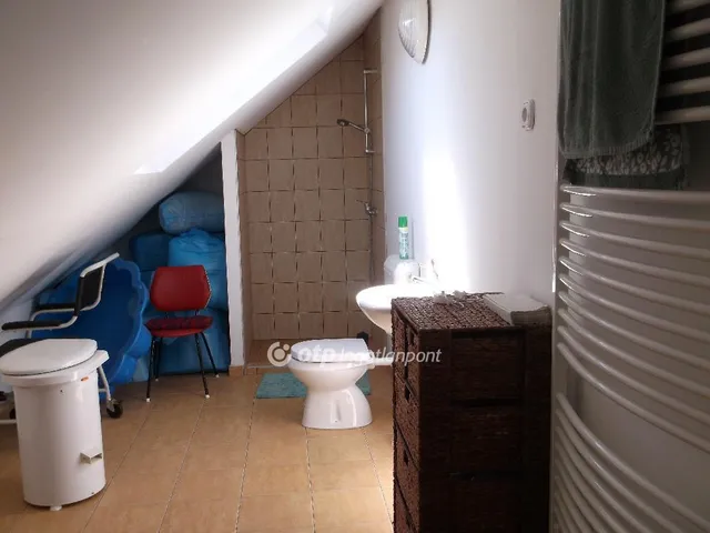 Eladó ház Gyöngyös 174 nm