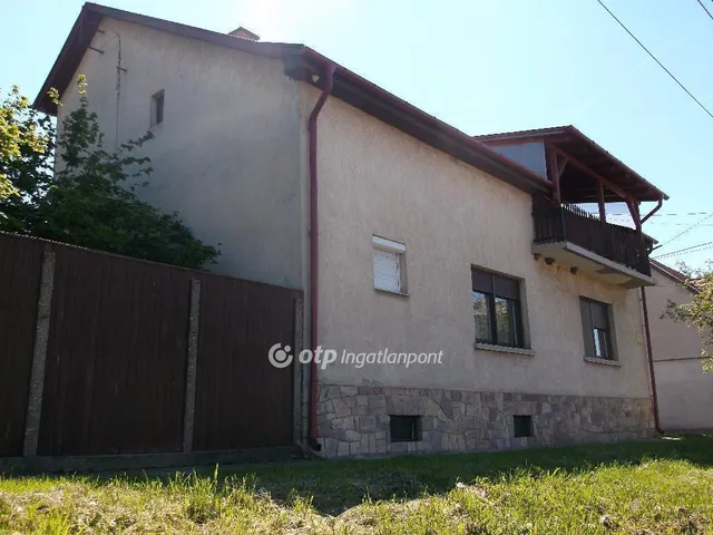 Eladó ház Gyöngyös 174 nm