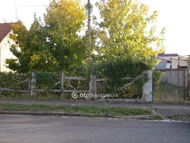 Eladó ház Gyöngyös 30 nm