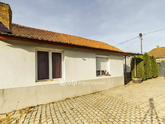 Eladó ház Verpelét 110 nm