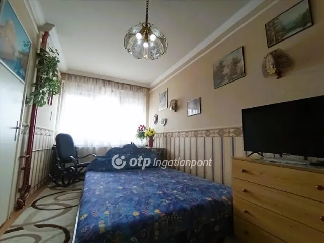 Eladó lakás Gyöngyös 71 nm