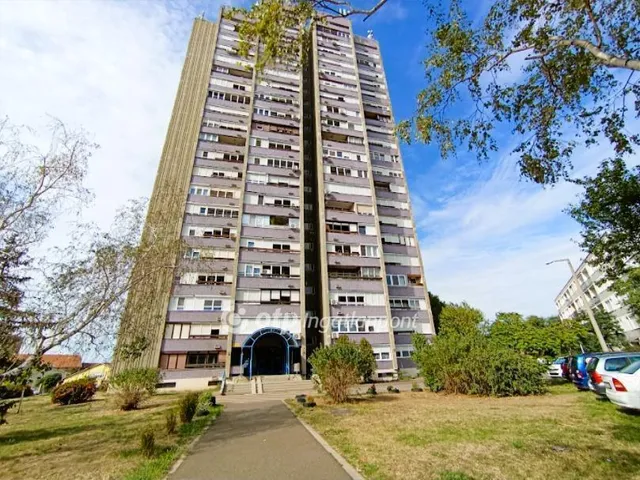 Eladó lakás Gyöngyös 71 nm