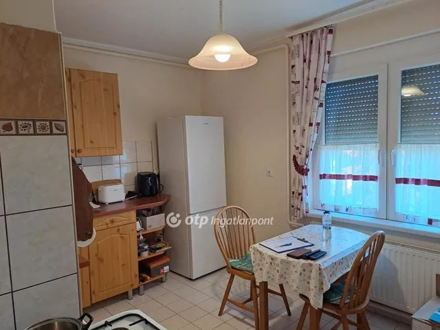 Eladó lakás Gyöngyös 57 nm