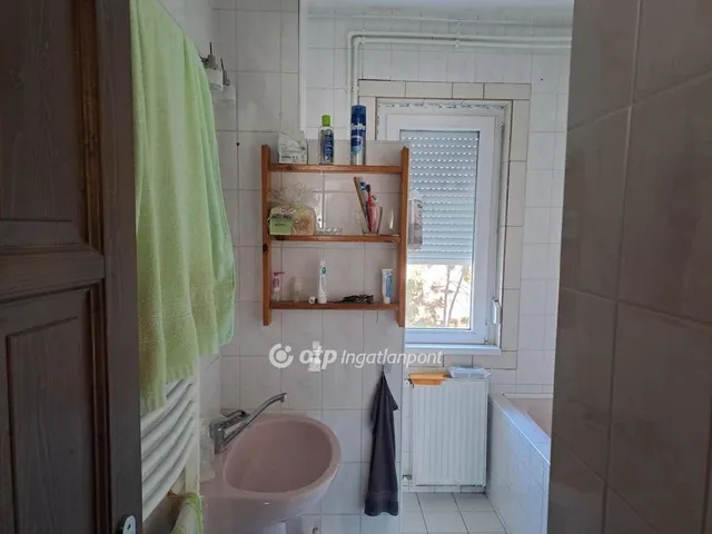 Eladó lakás Gyöngyös 57 nm