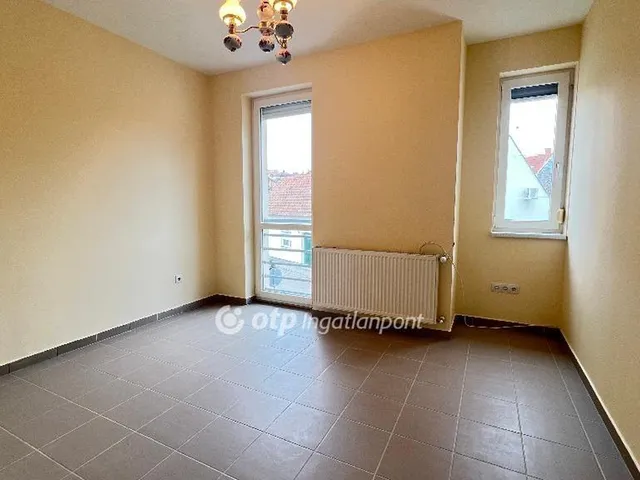 Eladó lakás Eger 61 nm