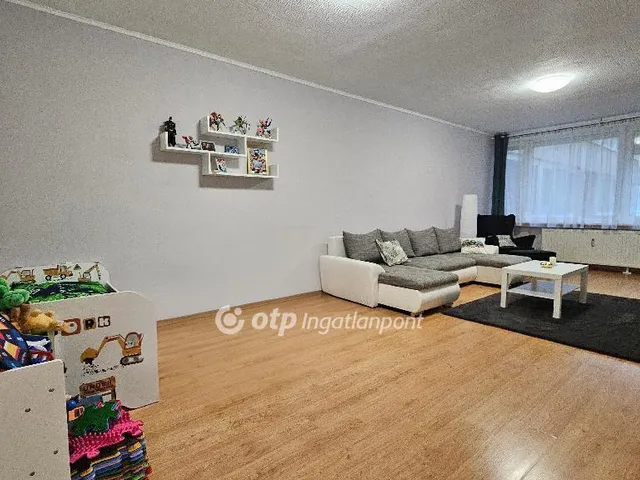 Eladó lakás Eger 65 nm
