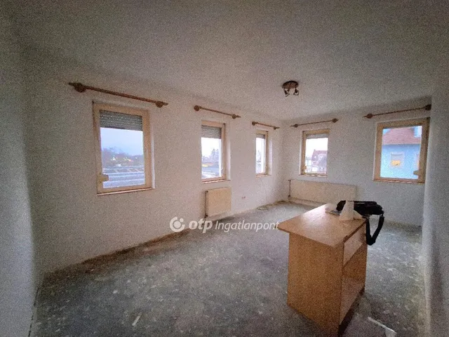 Eladó lakás Eger 70 nm