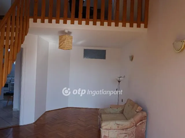 Eladó lakás Gyöngyös 87 nm