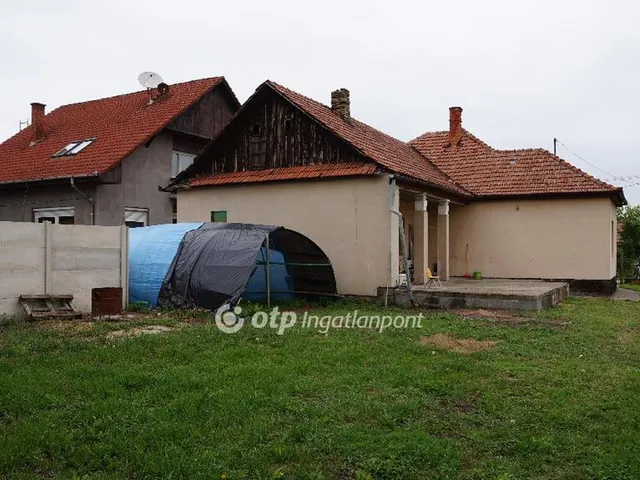 Eladó ház Csány 100 nm