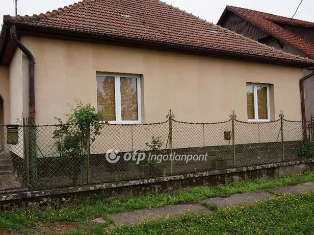 Eladó ház Csány 100 nm