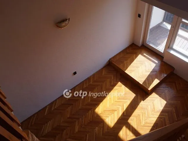 Eladó lakás Gyöngyös 87 nm