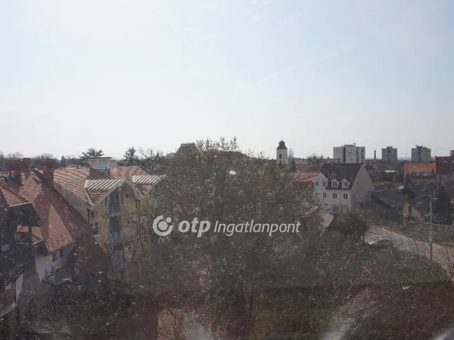 Eladó lakás Gyöngyös 87 nm