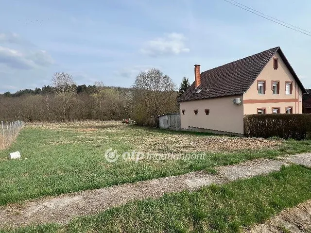 Eladó telek Egerszalók 1823 nm