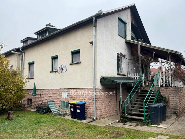 Eladó ház Budapest XVIII. kerület 240 nm