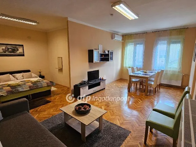 Eladó lakás Eger 63 nm