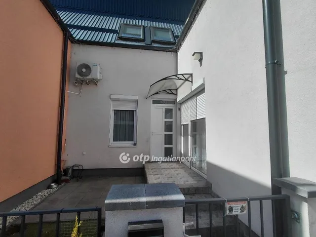 Eladó ház Hatvan 73 nm