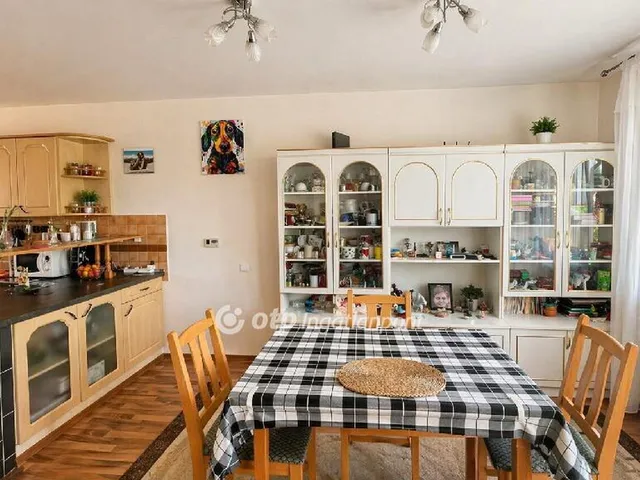 Eladó ház Eger 89 nm