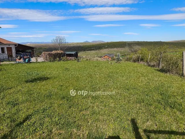 Eladó telek Egerszalók 672 nm