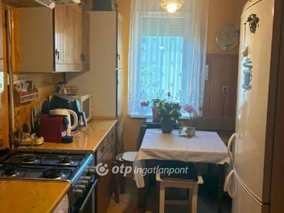 Eladó lakás Gyöngyös 71 nm