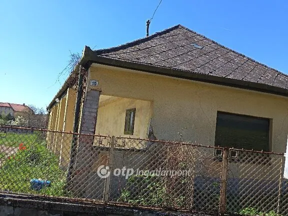 Eladó ház Abasár 58 nm
