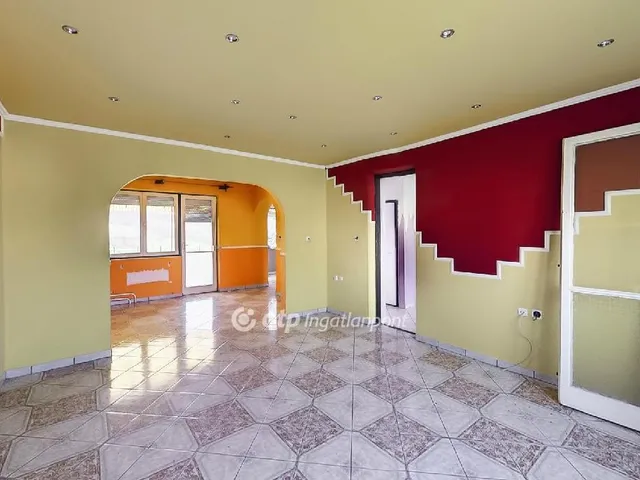Eladó ház Szajla 120 nm