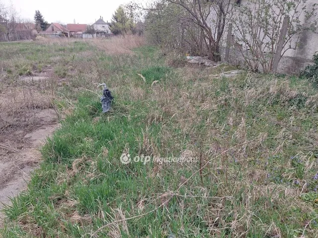 Eladó telek Hatvan 1338 nm