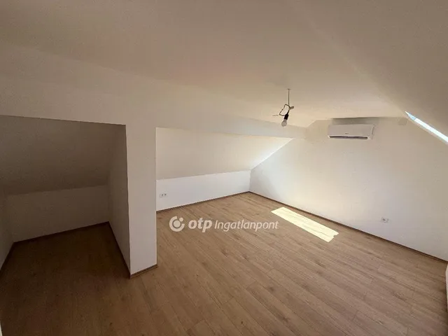 Eladó lakás Gyöngyös 86 nm