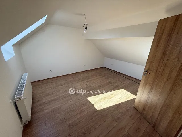 Eladó lakás Gyöngyös 114 nm