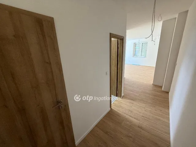 Eladó lakás Gyöngyös 114 nm