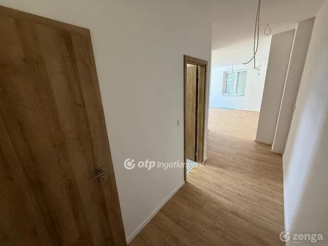 Eladó lakás Gyöngyös 114 nm
