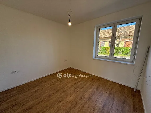 Eladó ház Gyöngyös 200 nm