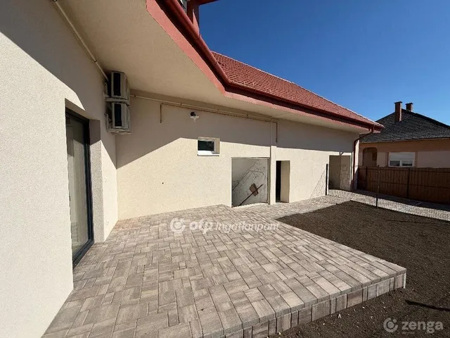 Eladó ház Gyöngyös 200 nm