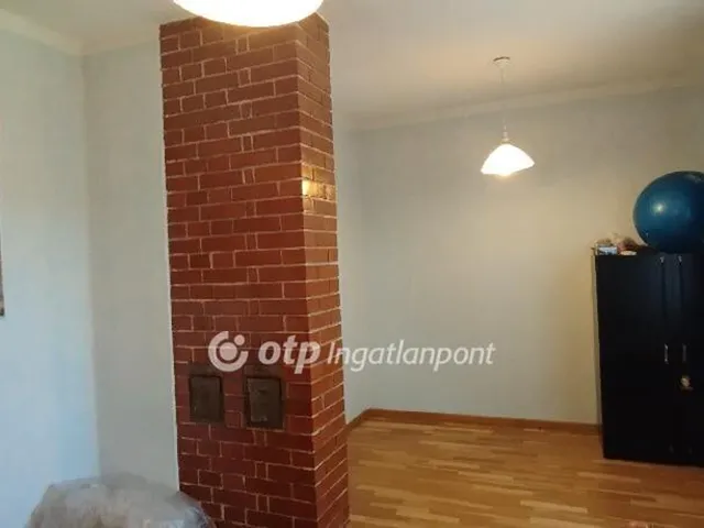 Eladó ház Gyöngyössolymos 160 nm
