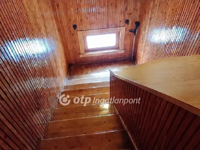Eladó ház Gyöngyössolymos 160 nm