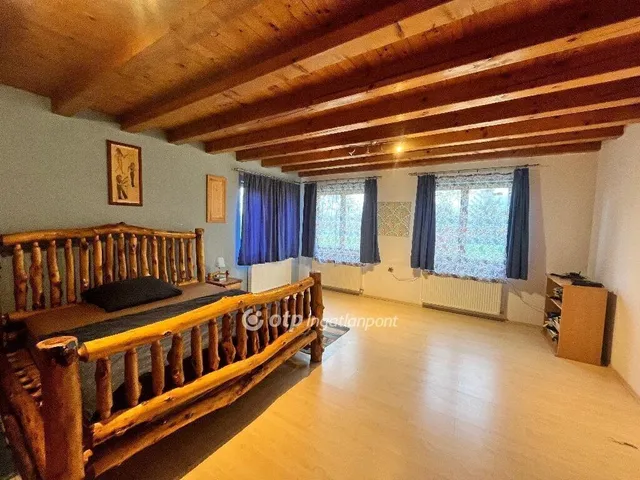 Eladó ház Maklár 158 nm
